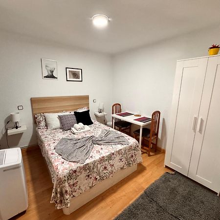 Habitacion Interior En マドリード エクステリア 写真